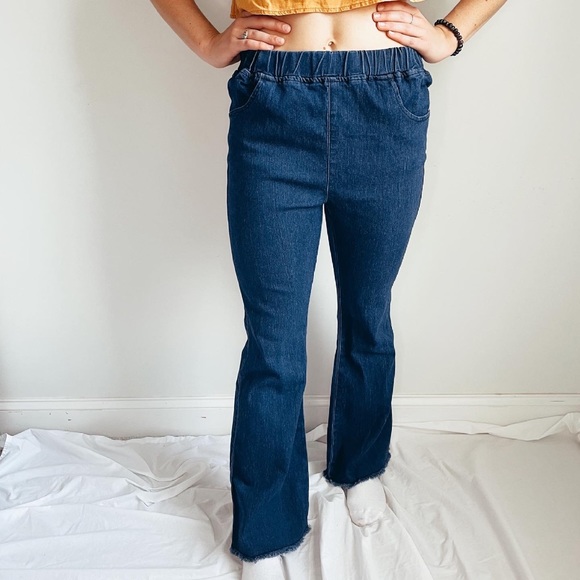 ❌sold-NWT Umgee Flare Bell Bottom Jeans size L - Picture 2 of 6